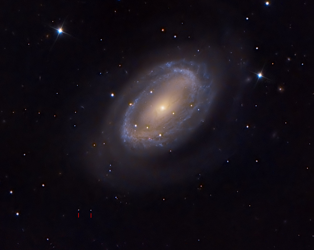 Le Lapin de Pâques arrive chez NGC 4725