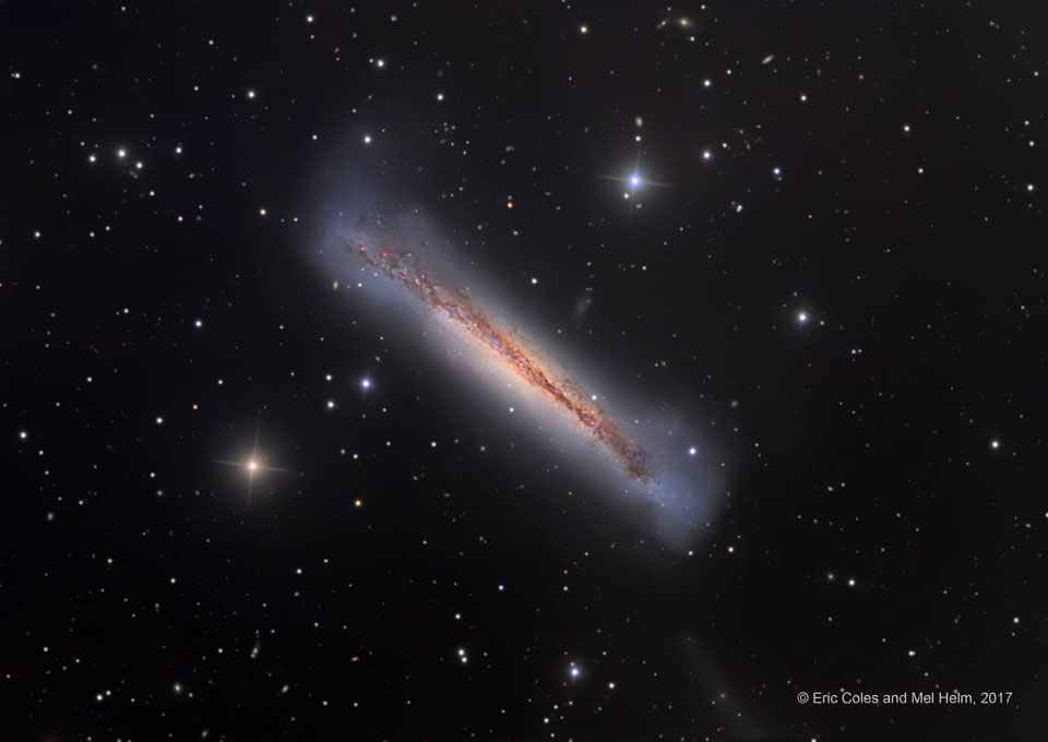NGC 3628, la galaxie Hamburger