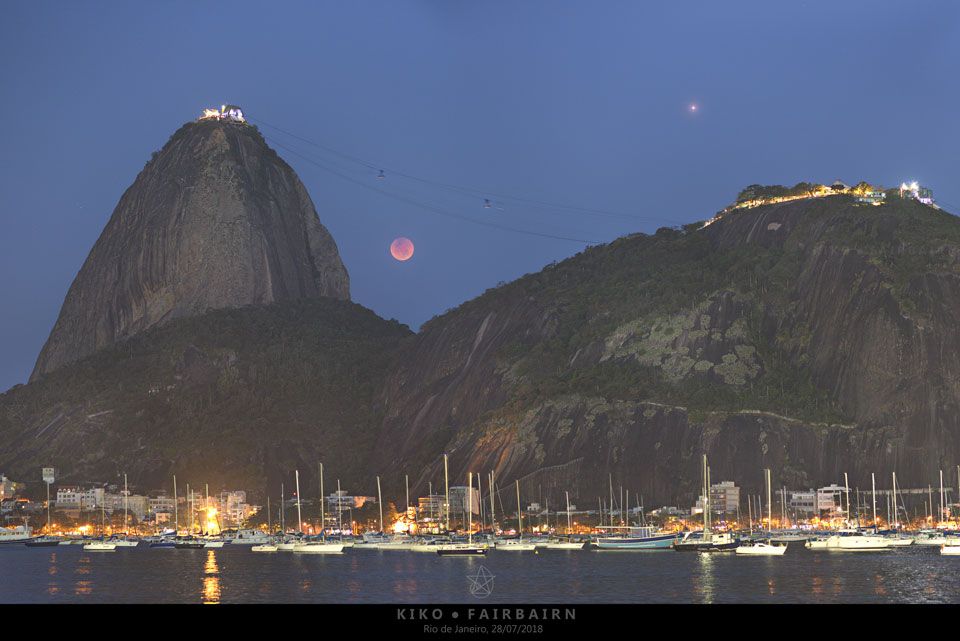 Eclipse de Lune au dessus de Rio
