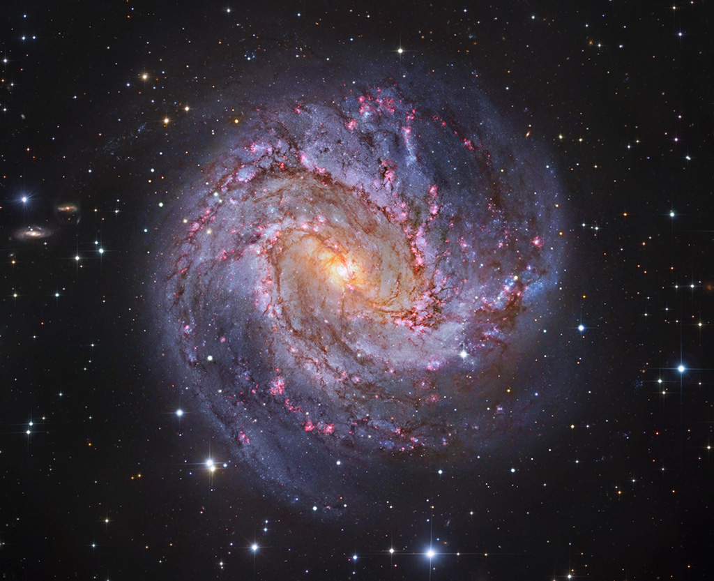 M83, la galaxie aux mille rubis