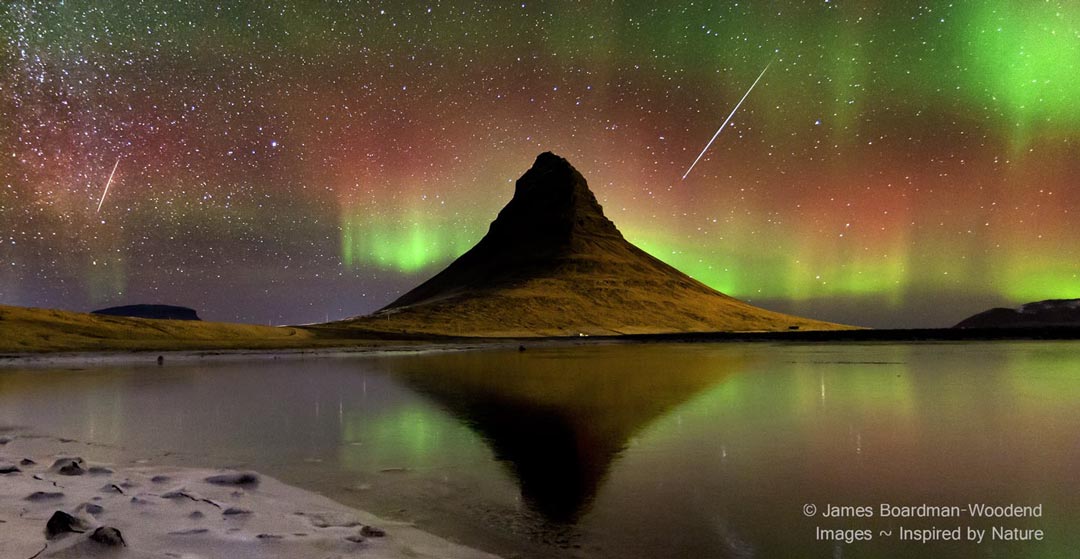 Aurores et étoiles filantes sur l\'Islande - Ce soir, la pluie de météores des Géminides atteint son apogée et pourrait bien offrir aux passionnés du ciel leurs propres expériences visuelles mémorables.
