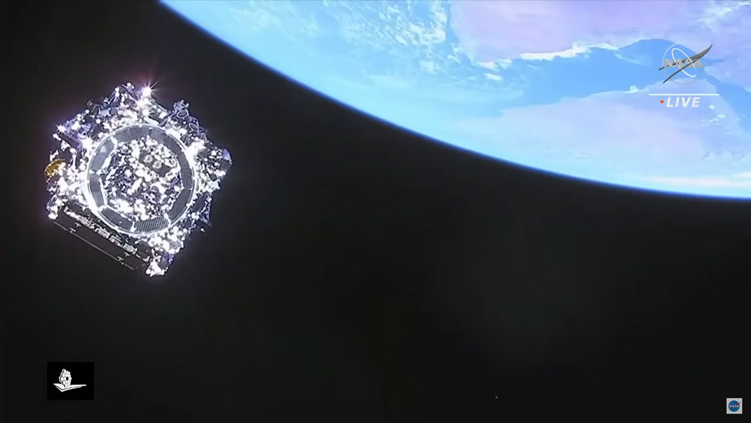 Le télescope spatial James Webb au-dessus de la Terre