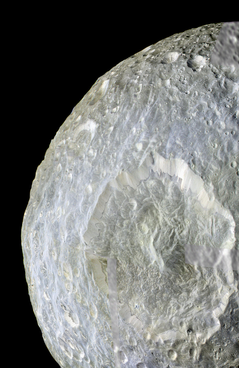 Le cratère Herschel sur Mimas