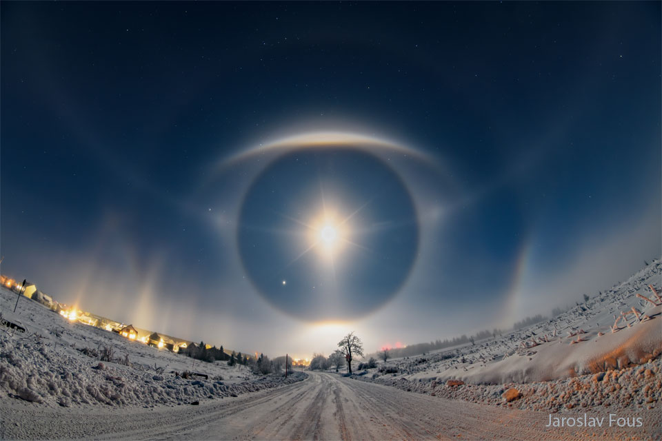 Un oeil dans le ciel