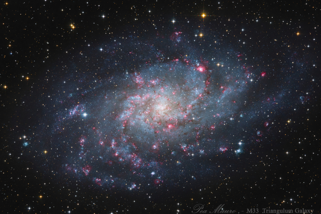Les nuages d\'hydrogène de M33
