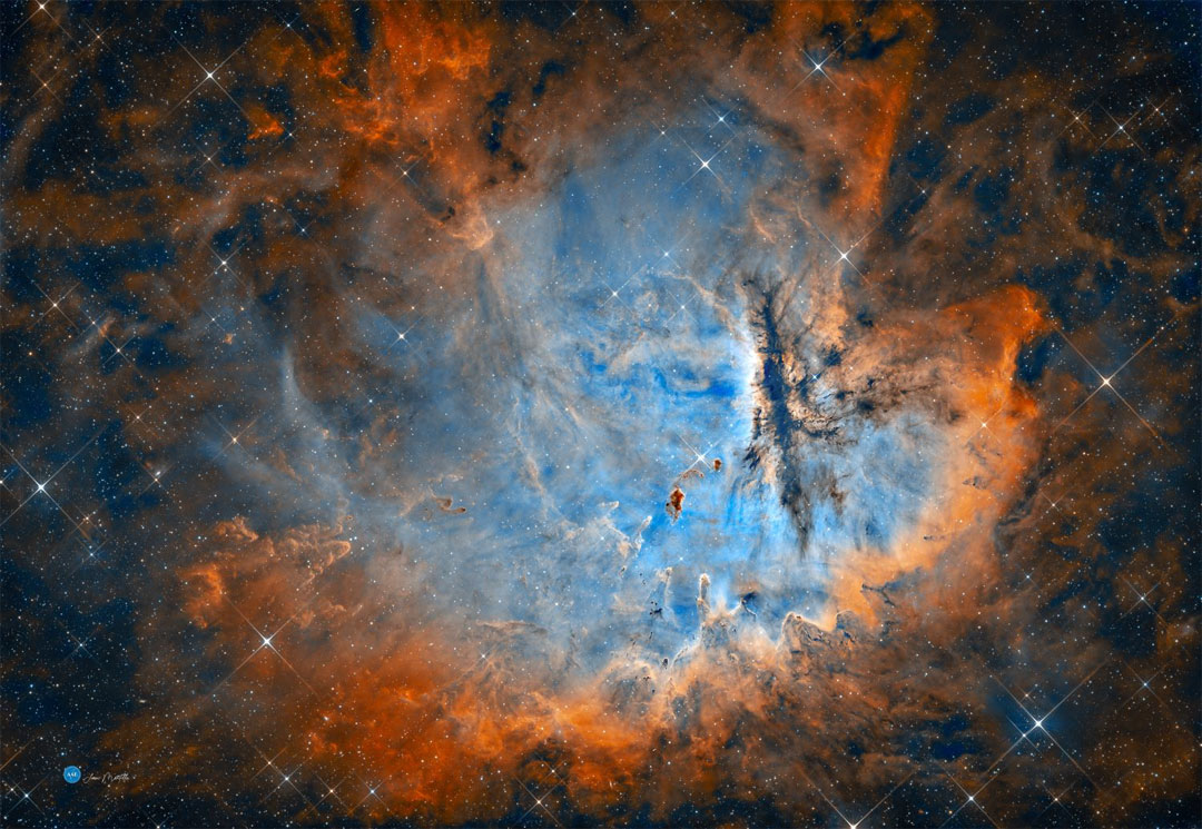 Formation d\'étoiles dans la nébuleuse Pacman
