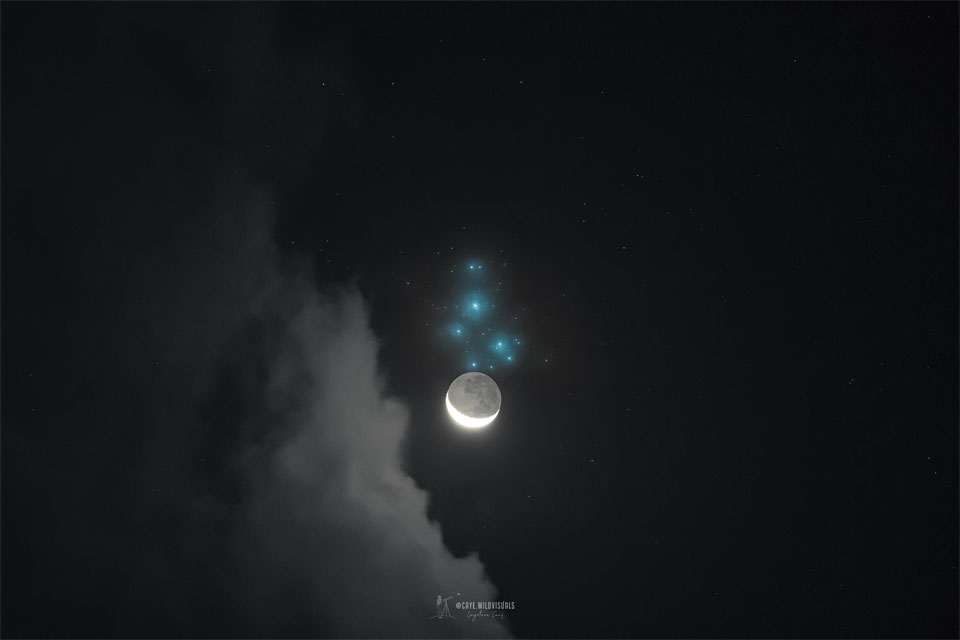 La Lune et les Pléiades